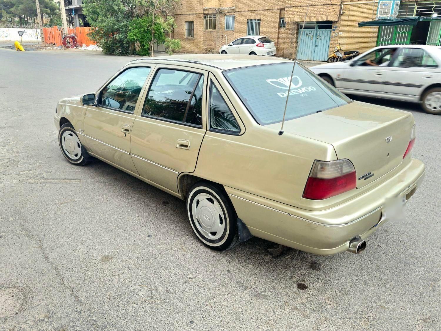 دوو سیلو سدان - 2002