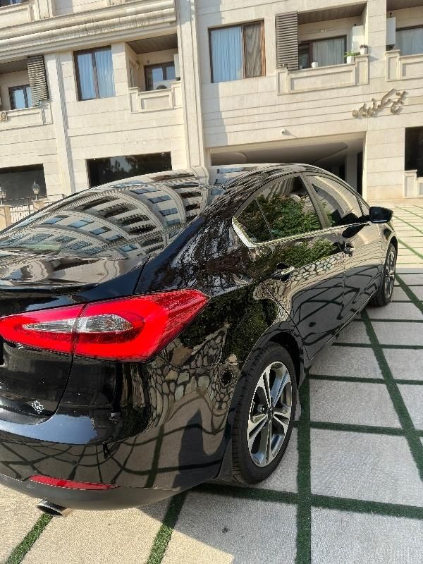 کیا سراتو 2.0 لیتر اتوماتیک GT لاین - 2015