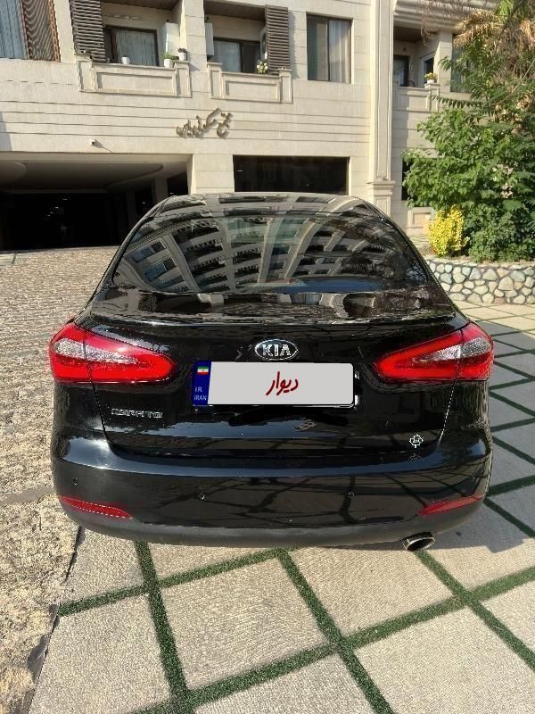 کیا سراتو 2.0 لیتر اتوماتیک GT لاین - 2015