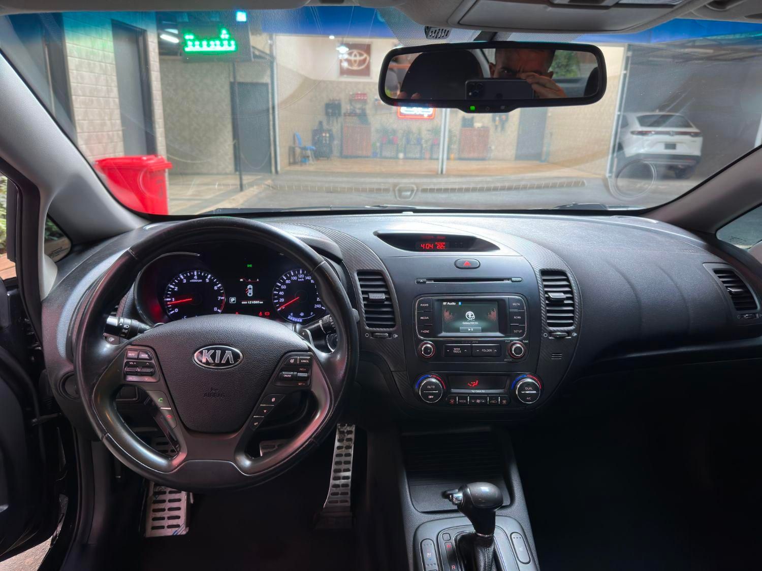 کیا سراتو 2.0 لیتر اتوماتیک GT لاین - 2015