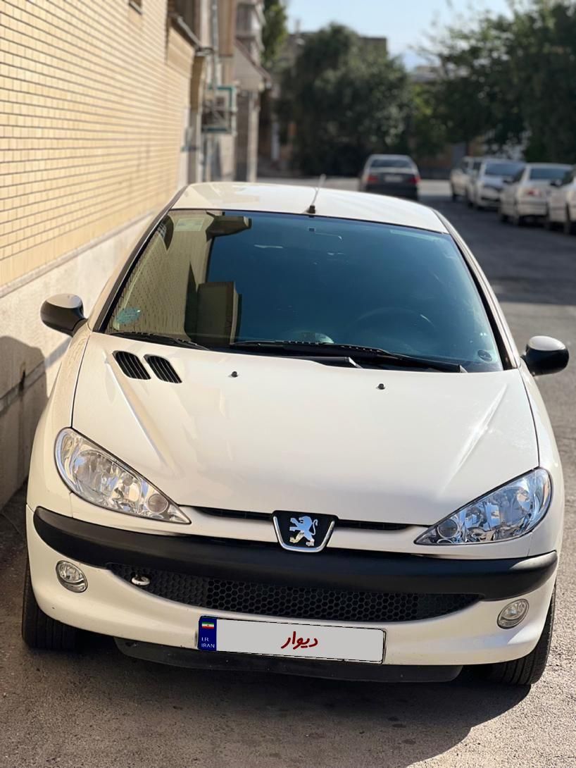 پژو ۲۰۶ صندوق دار v8 - 1388