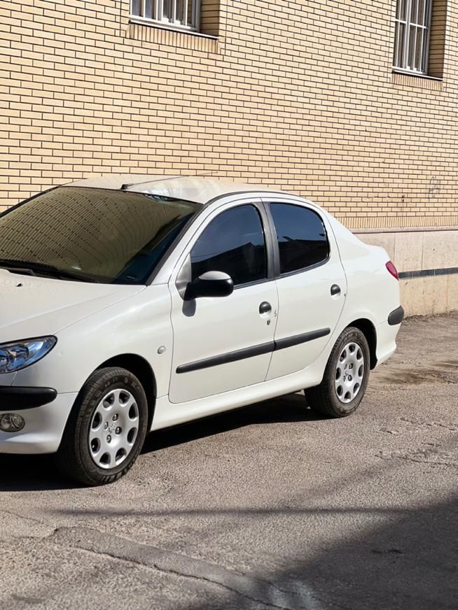 پژو ۲۰۶ صندوق دار v8 - 1388