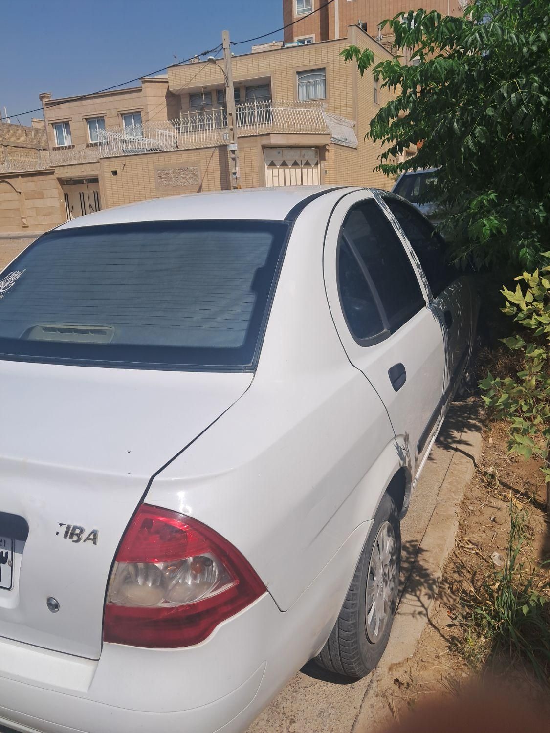تیبا صندوق دار LX - 1390