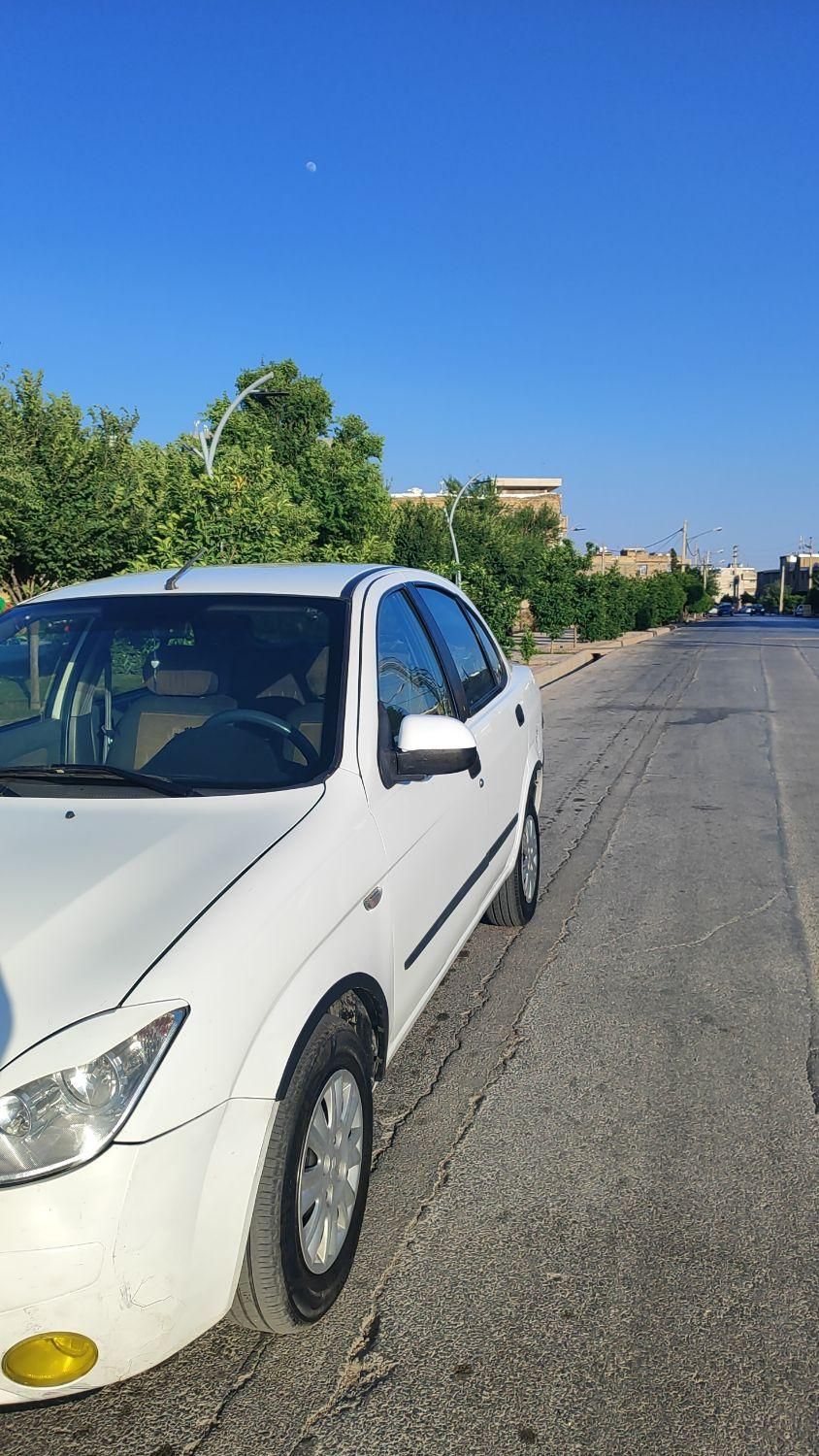 تیبا صندوق دار EX - 1395