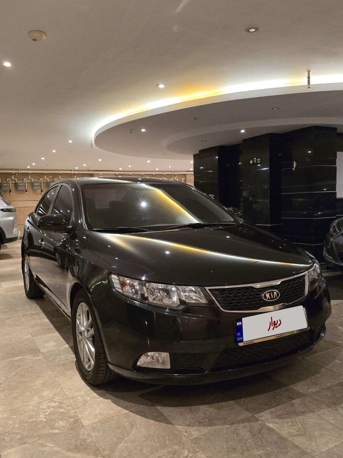کیا سراتو 2.0 لیتر اتوماتیک GT لاین - 2015