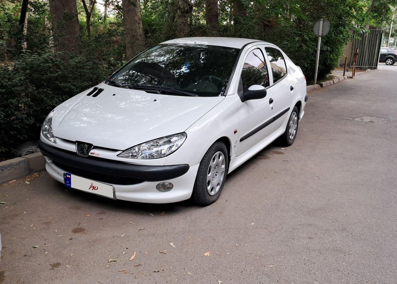پژو ۲۰۶ صندوق دار v8 - 1396