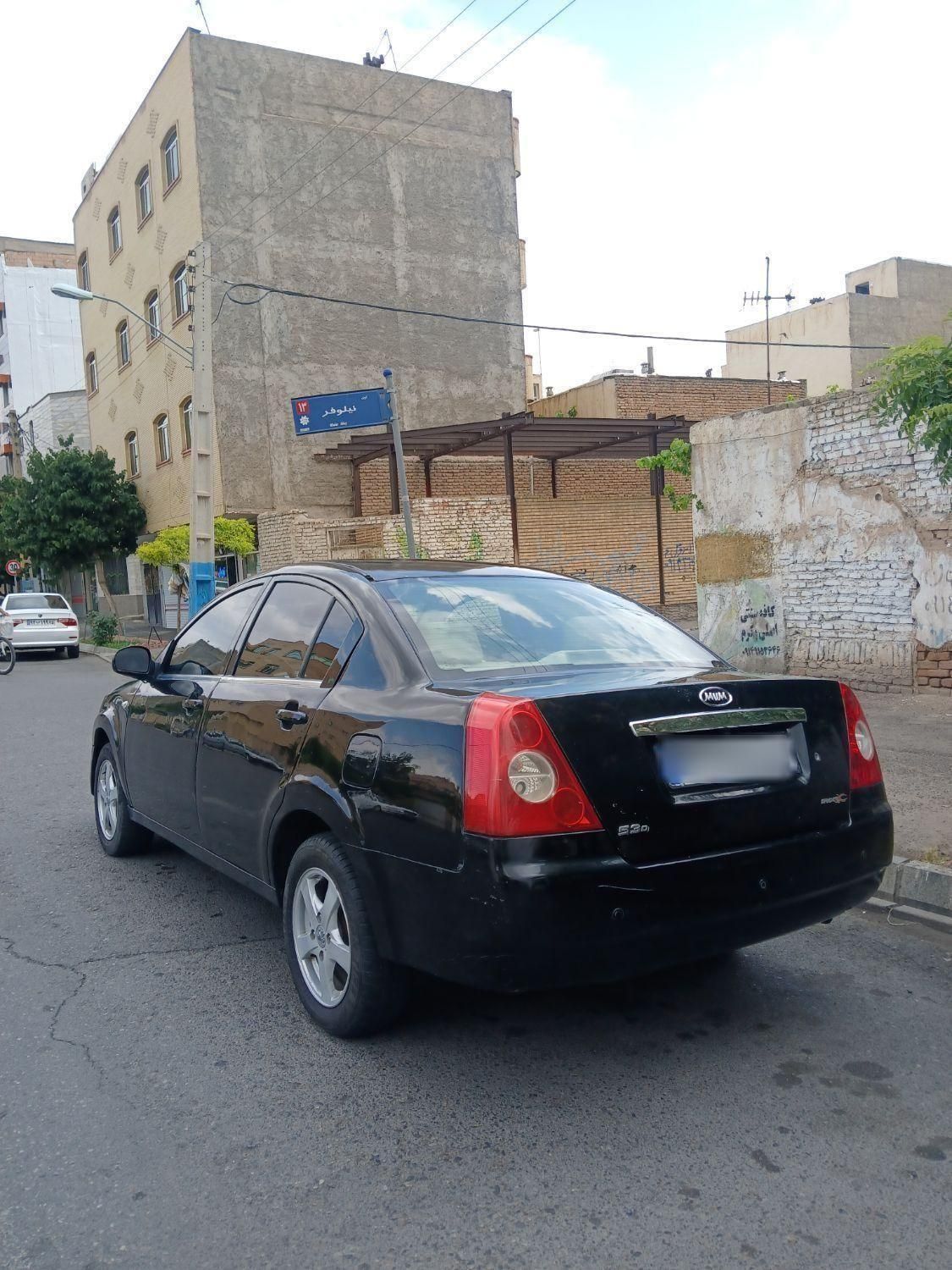 ام وی ام 530 دنده ای - 2011
