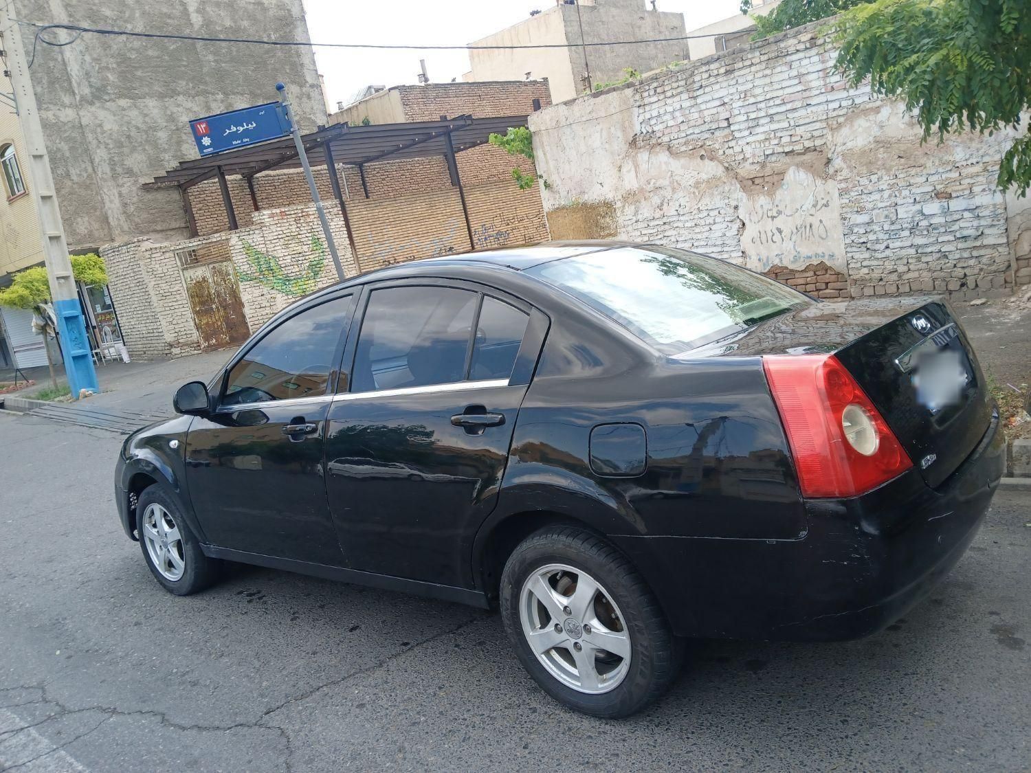 ام وی ام 530 دنده ای - 2011
