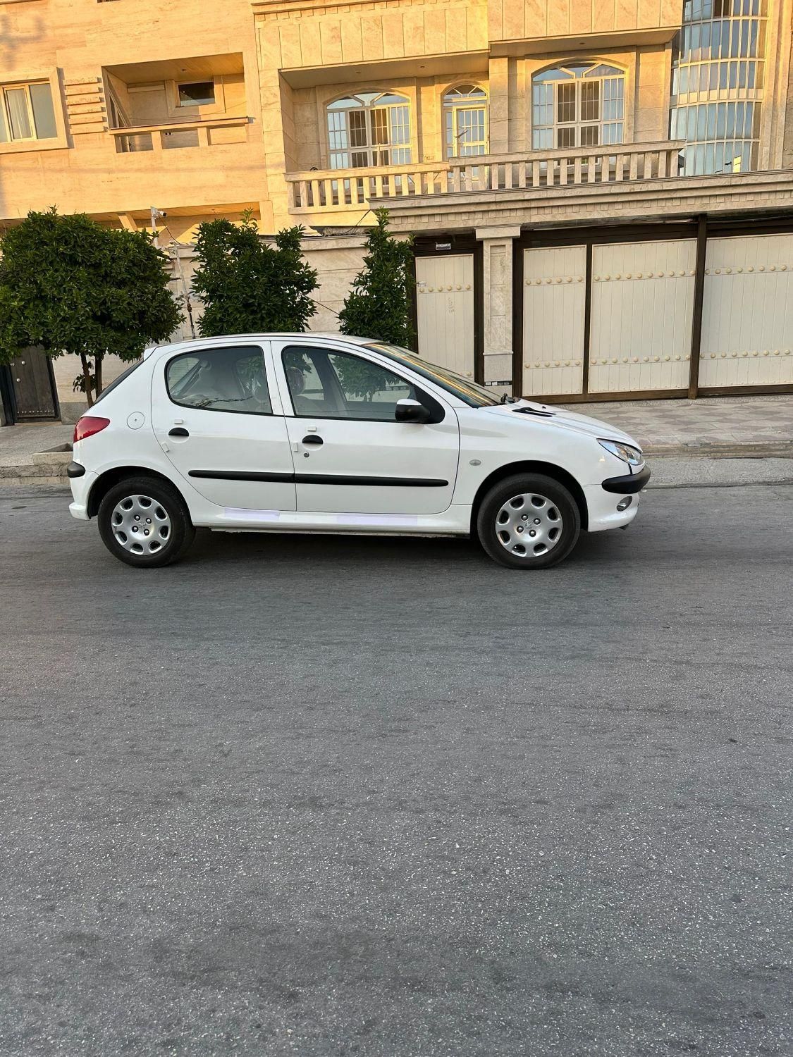 پژو 206 تیپ 3 - 1400