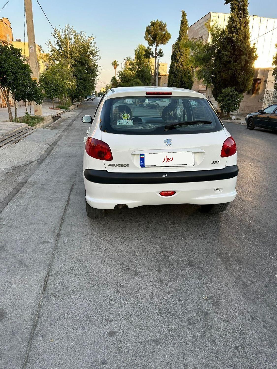 پژو 206 تیپ 3 - 1400