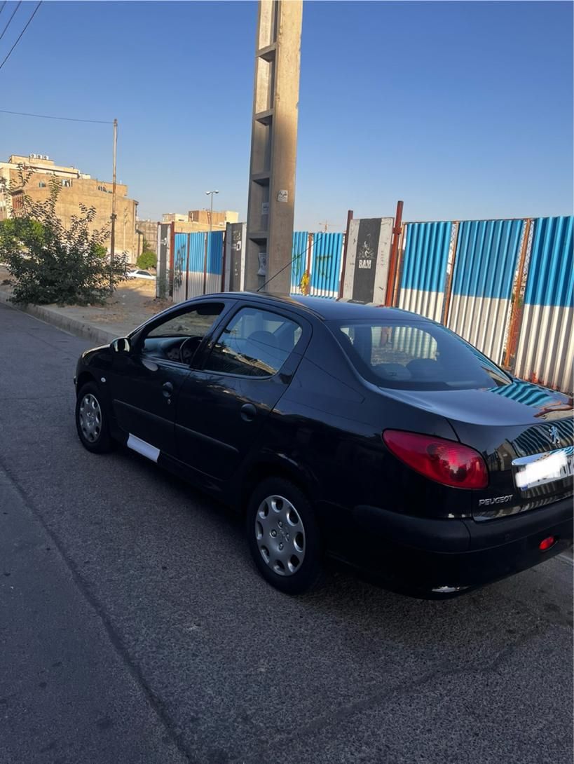 پژو ۲۰۶ صندوق دار v8 - 1395