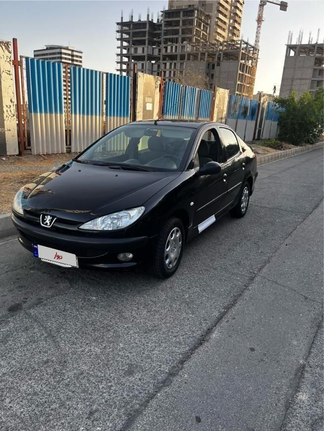 پژو ۲۰۶ صندوق دار v8 - 1395