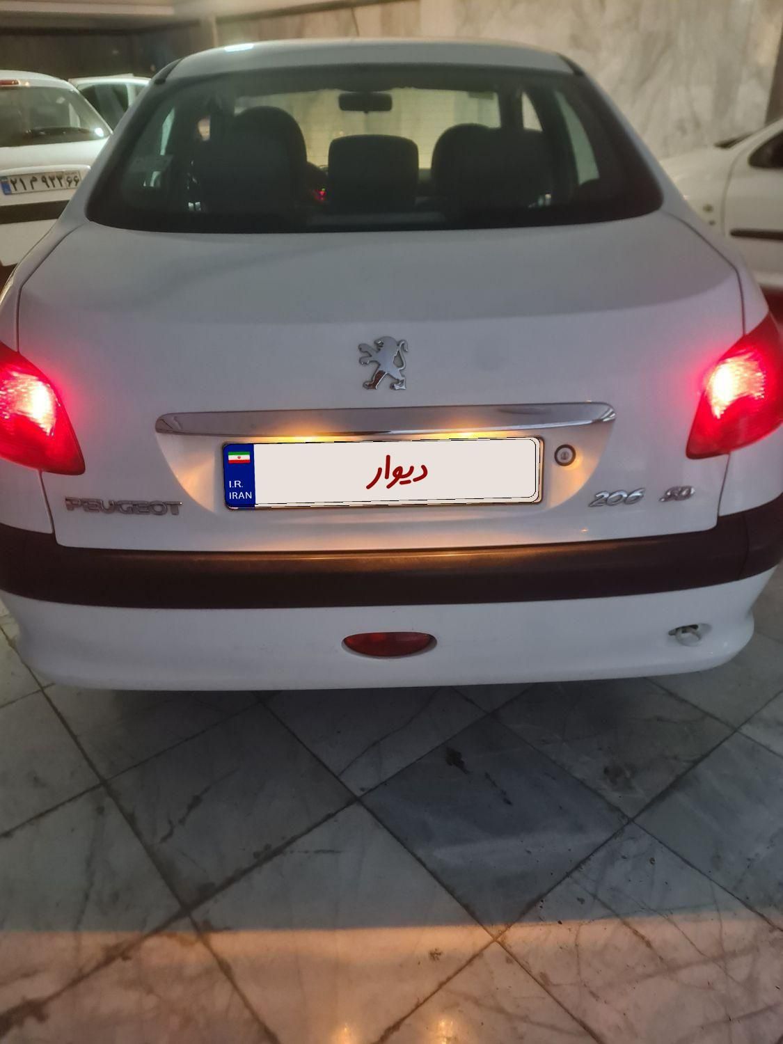 پژو ۲۰۶ صندوق دار v8 - 1396