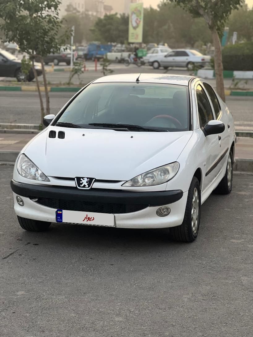 خودرو پژو، ۲۰۶ صندوق دار آگهی ann_18595123