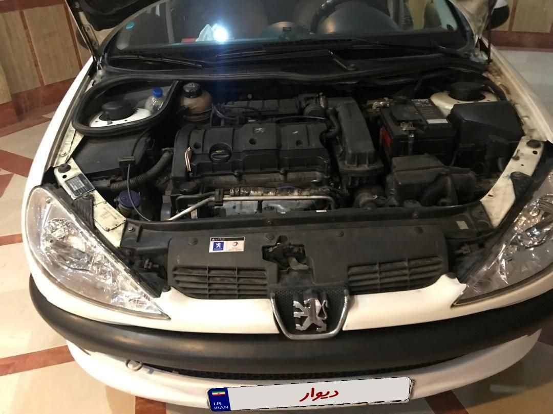 پژو ۲۰۶ صندوق دار v8 - 1389
