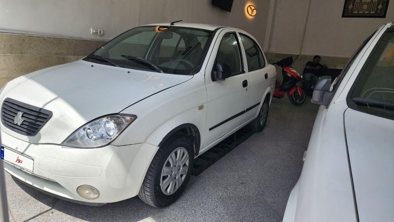 تیبا صندوق دار SX - 1397