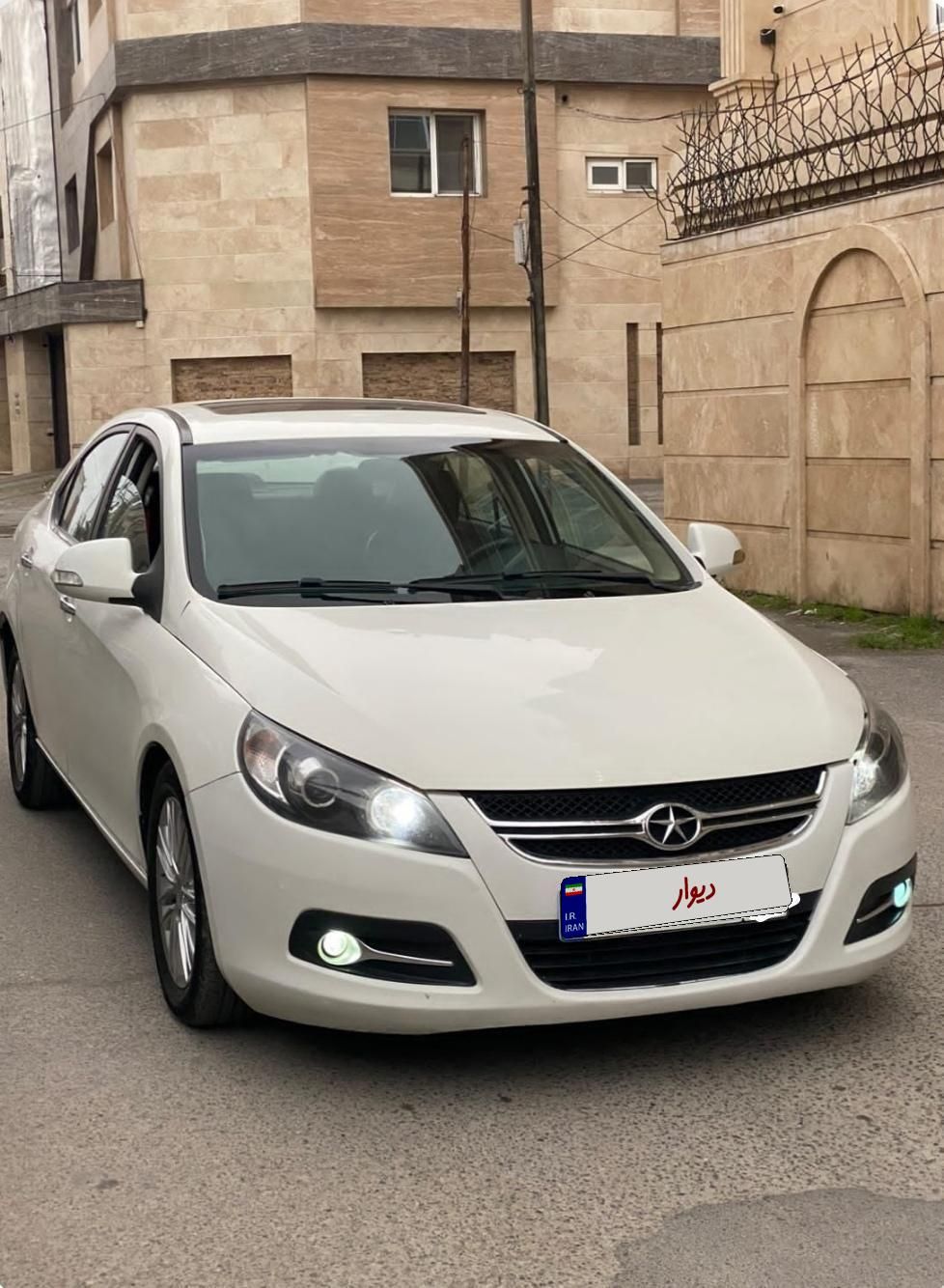 جک J5 اتوماتیک - 2014