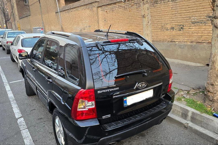 کیا اسپورتیج 6 سیلندر 2700cc - 2010