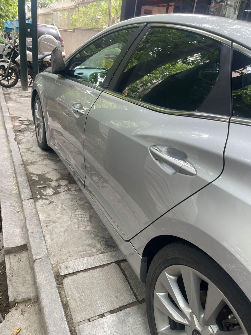 هیوندای آزرا (گرنجور) 3000cc - 2012