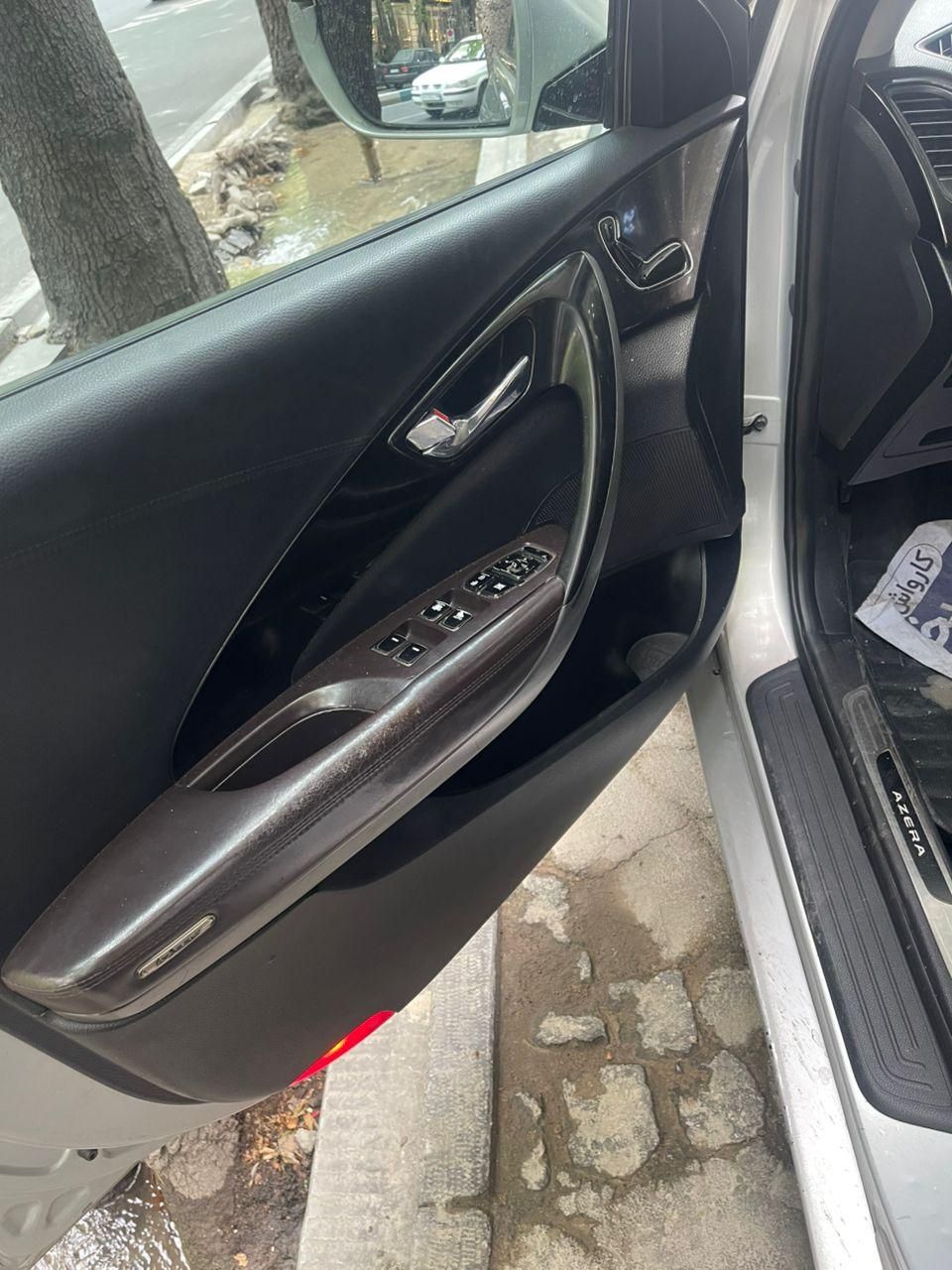 هیوندای آزرا (گرنجور) 3000cc - 2012