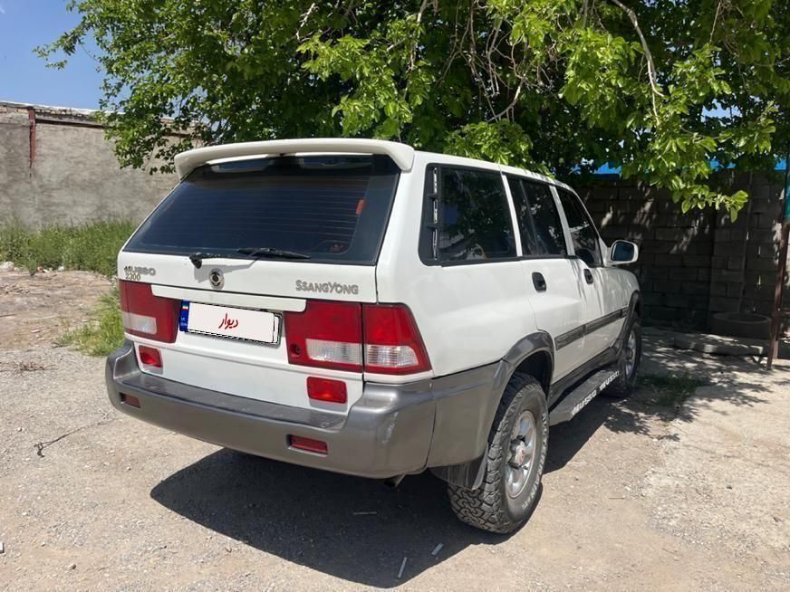 سانگ یانگ موسو دنده‌ای 2300 - 2005