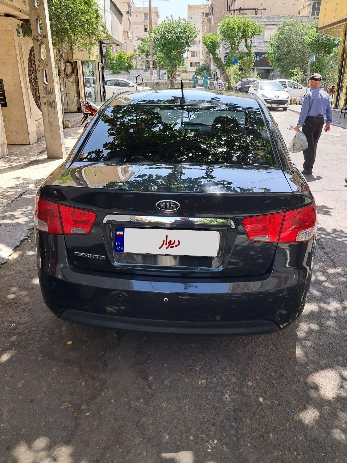 کیا سراتو 2.0 لیتر اتوماتیک GT لاین - 2015