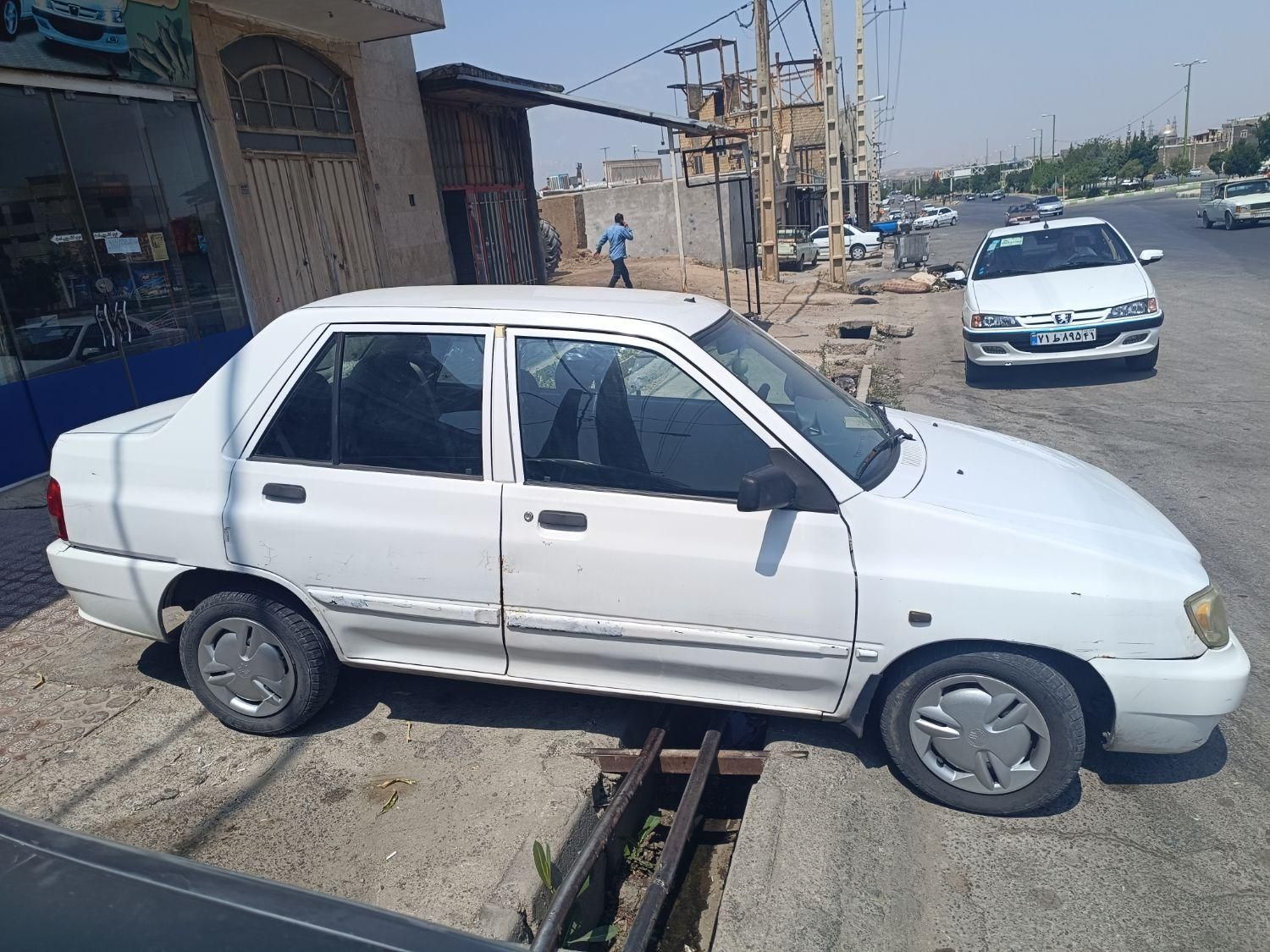 خودرو پراید، 131 آگهی ann_18596687