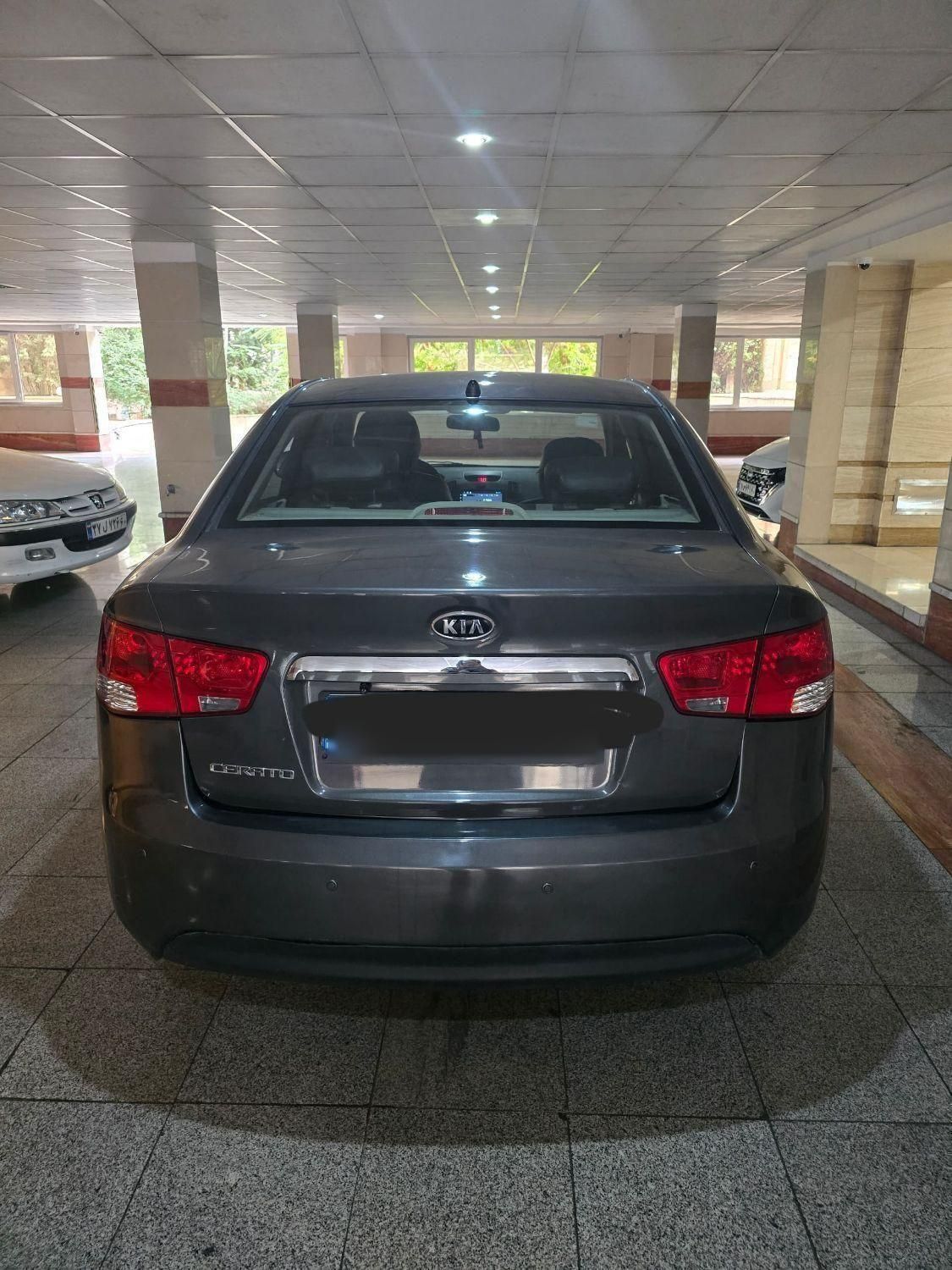 کیا سراتو 2.0 لیتر اتوماتیک GT لاین - 2016