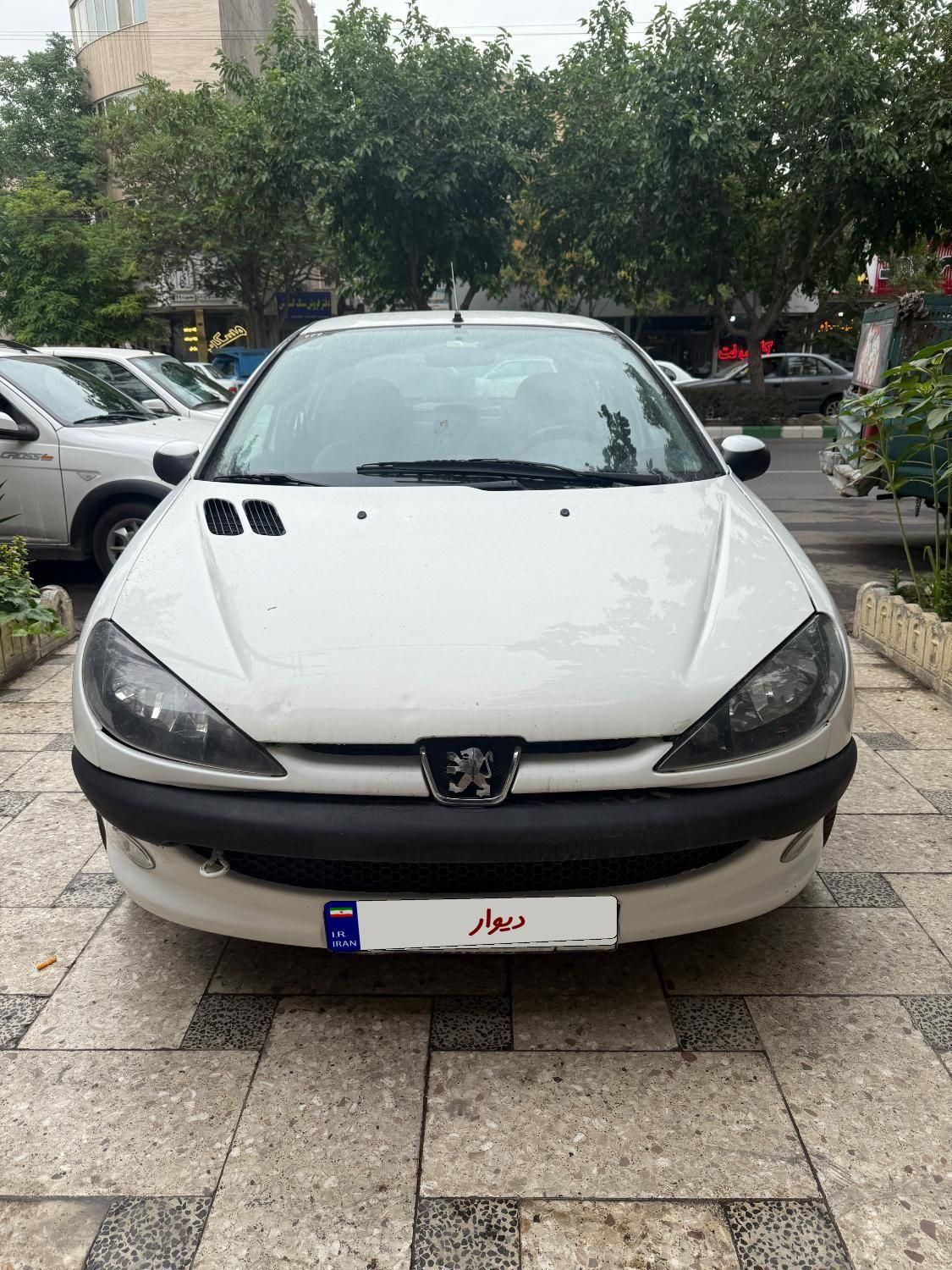 پژو ۲۰۶ صندوق دار v8 - 1389