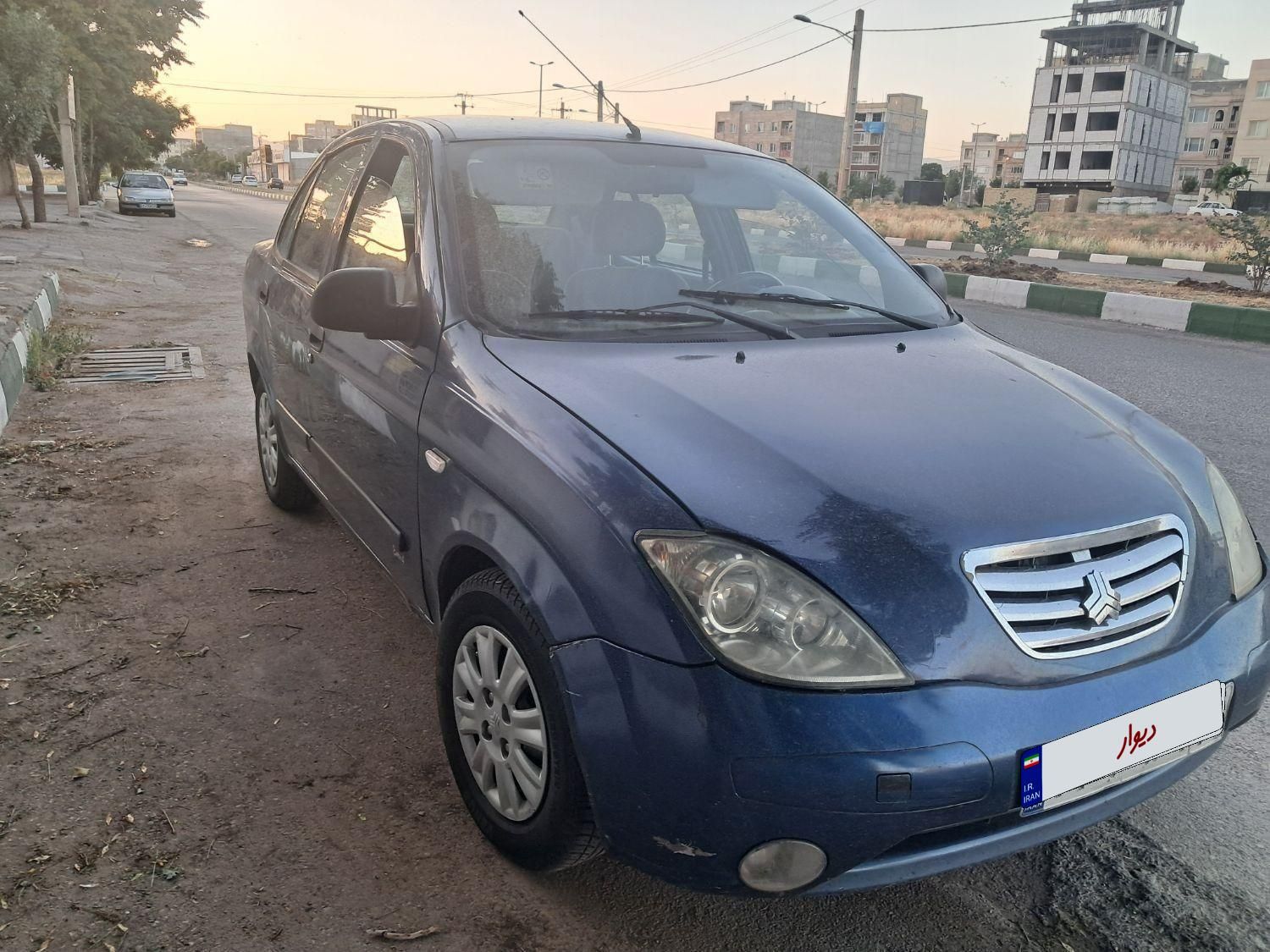 تیبا صندوق دار EX - 1394