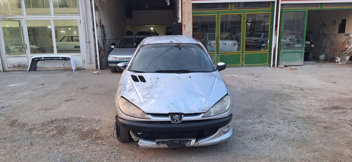 پژو ۲۰۶ صندوق دار v8 - 1386