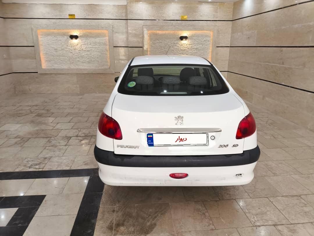 پژو ۲۰۶ صندوق دار v8 - 1399