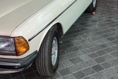 بنز E نیمه فول 350 - 1977