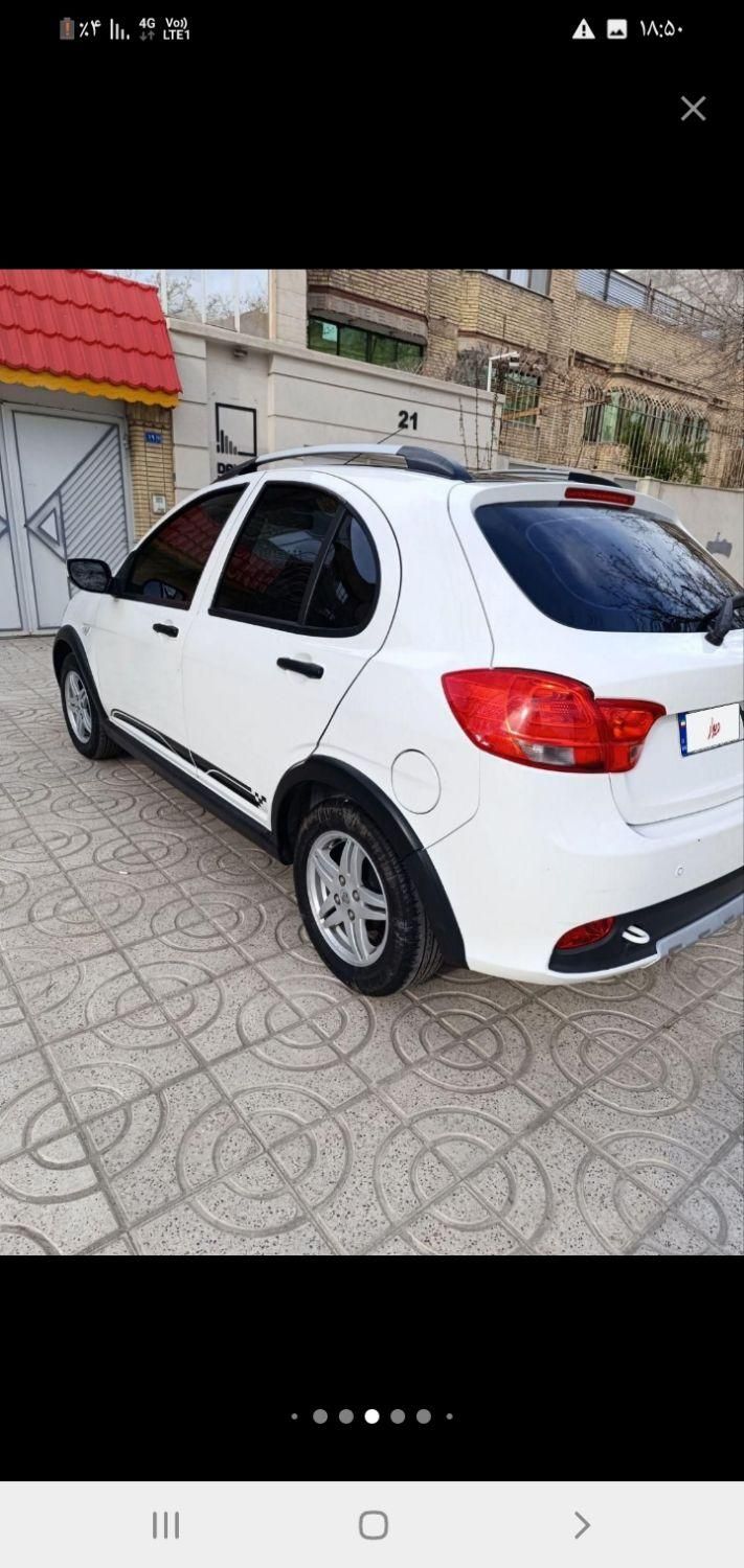 خودرو کوییک، R آگهی ann_18598828