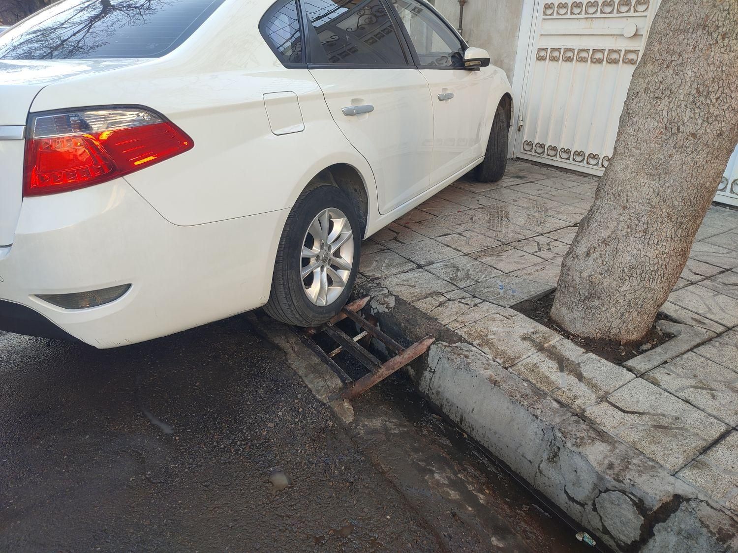 خودرو برلیانس، H330 آگهی ann_18598982