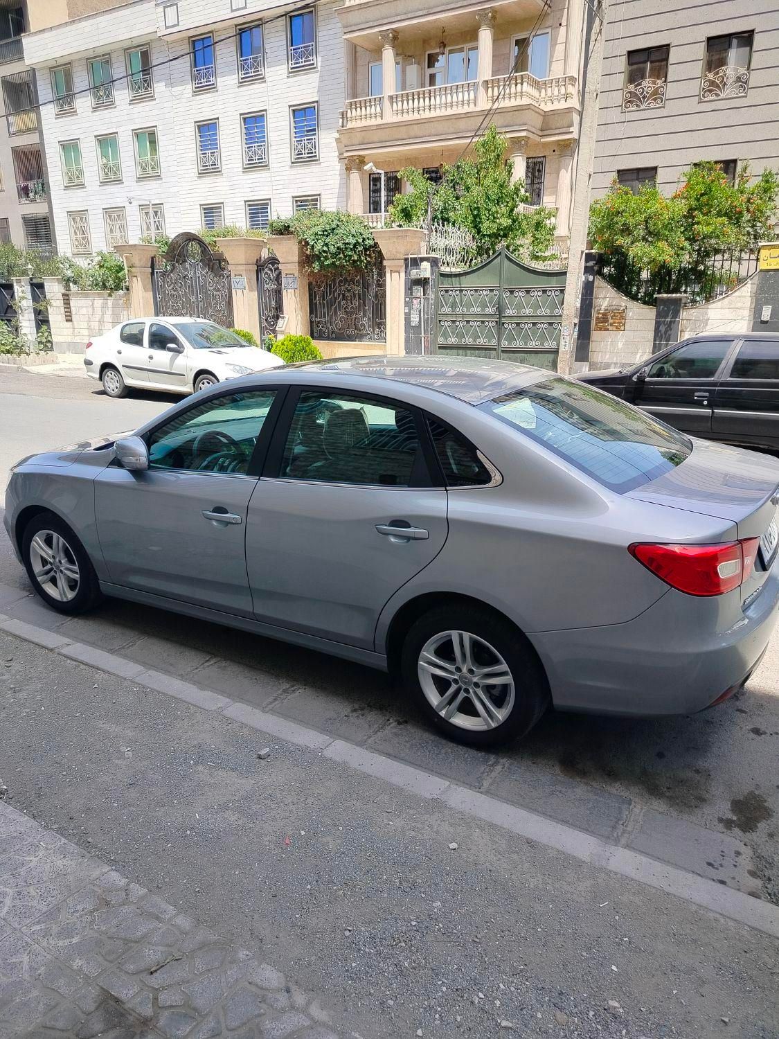 بسترن B30 اتوماتیک - 2019