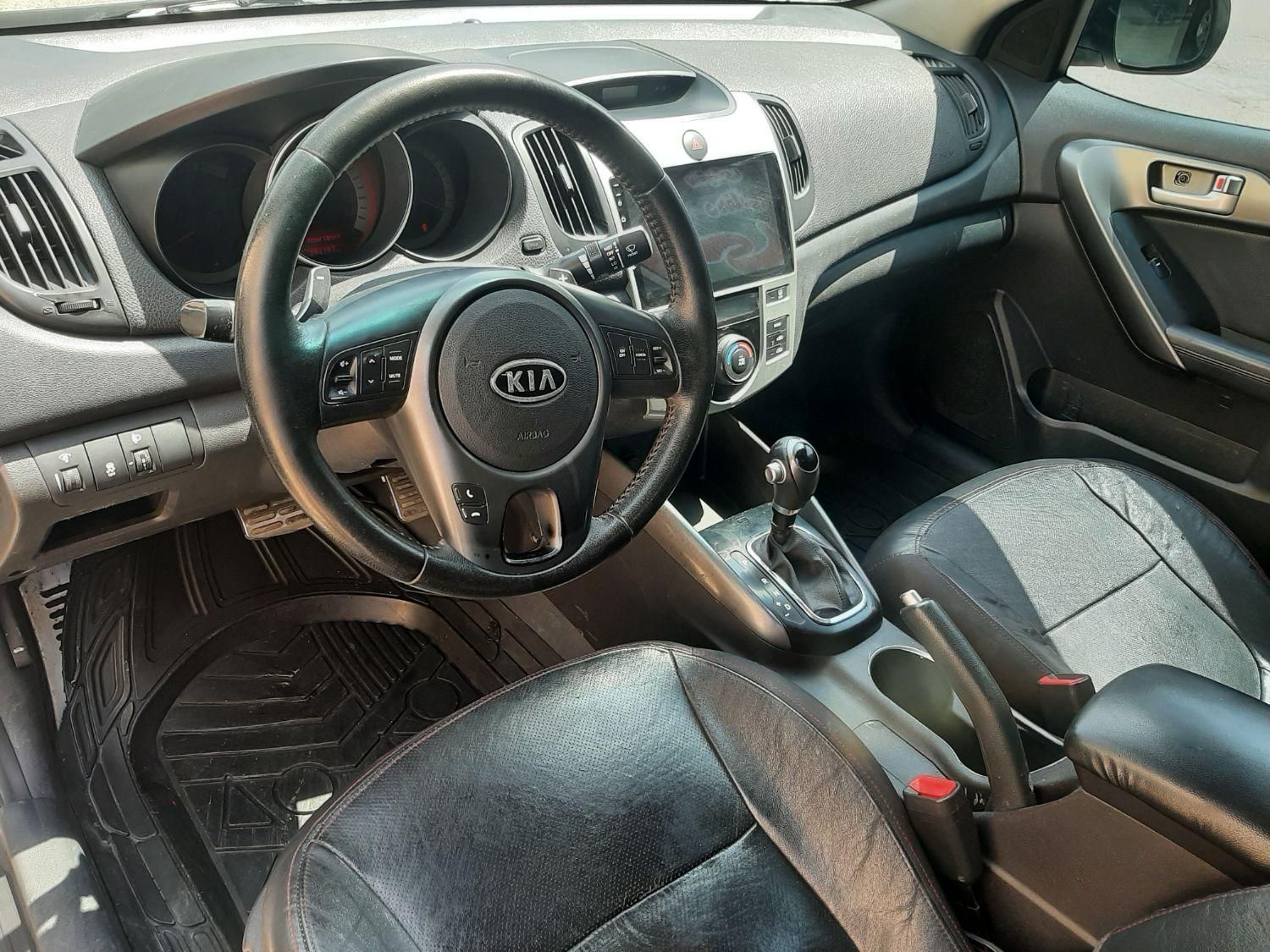 کیا سراتو 2.0 لیتر اتوماتیک GT لاین - 2011