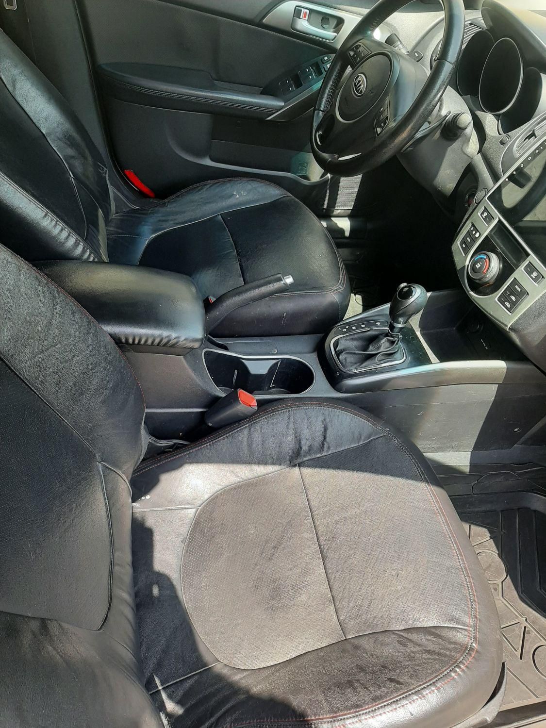 کیا سراتو 2.0 لیتر اتوماتیک GT لاین - 2011