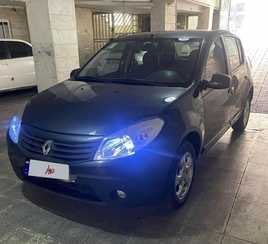 خودرو رنو، ساندرو آگهی ann_18599248