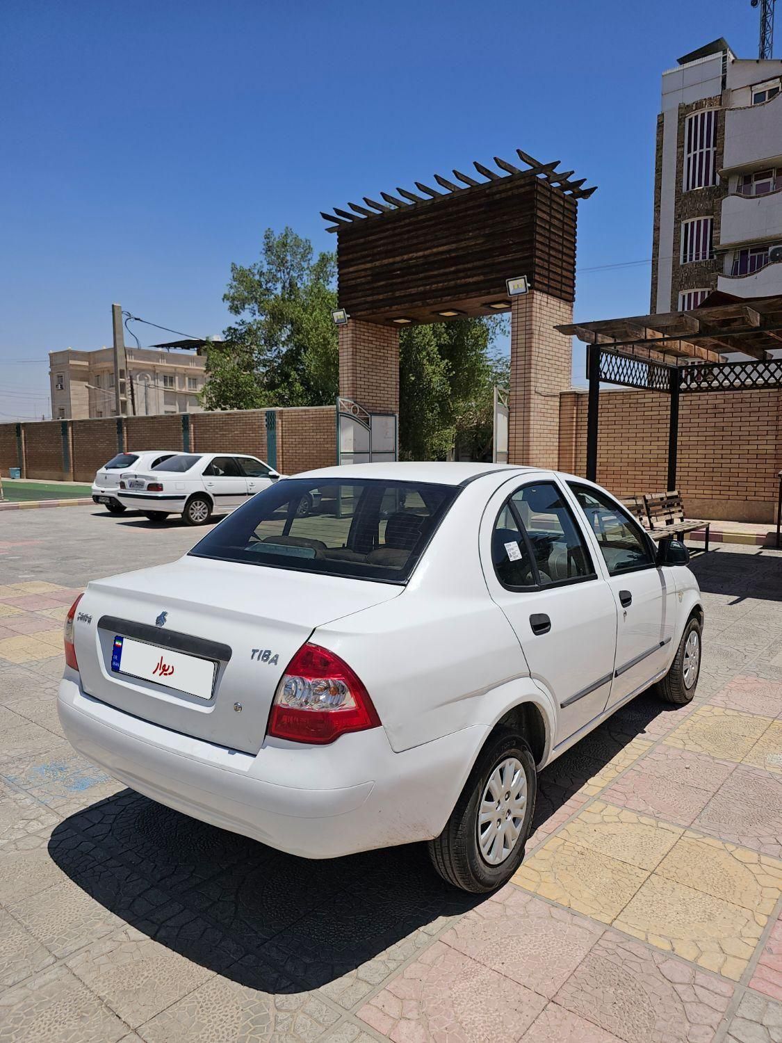 تیبا صندوق دار SX - 1398