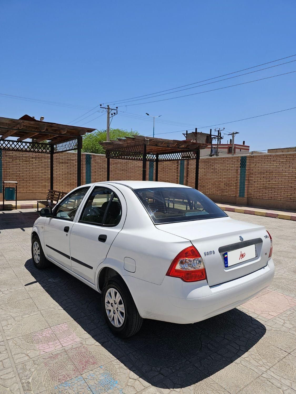 تیبا صندوق دار SX - 1398
