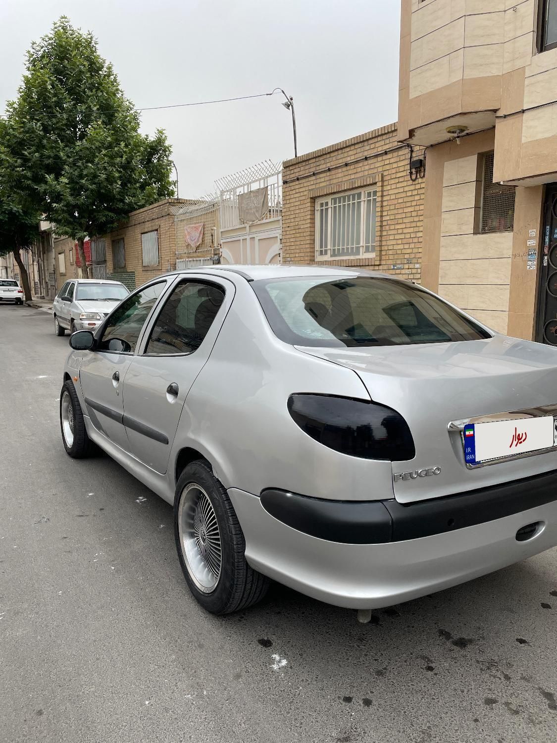 پژو ۲۰۶ صندوق دار v1 - 1386