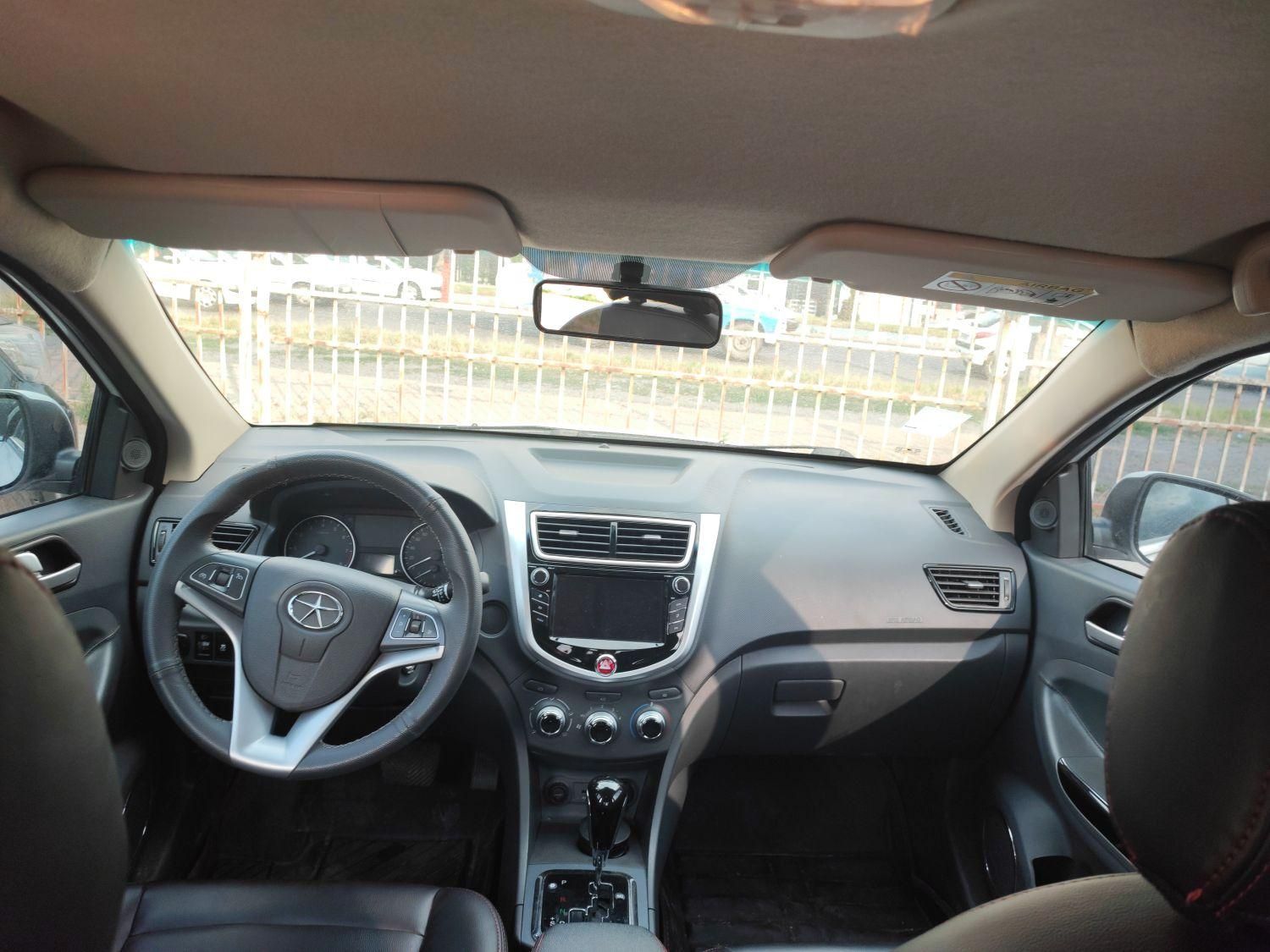 جک J4 اتوماتیک ساده - 2024