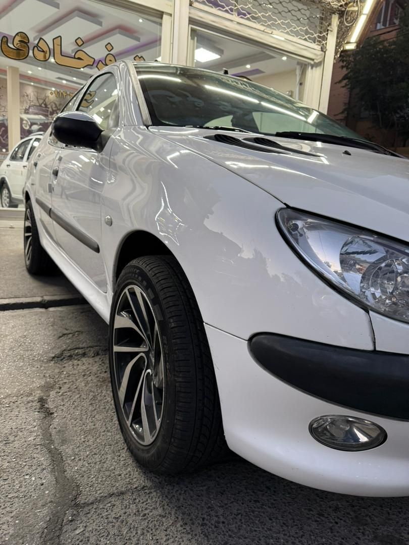 پژو ۲۰۶ صندوق دار v8 - 1398