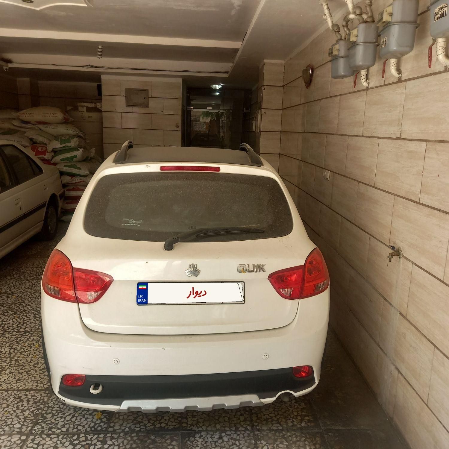 خودرو کوییک، R آگهی ann_18600867
