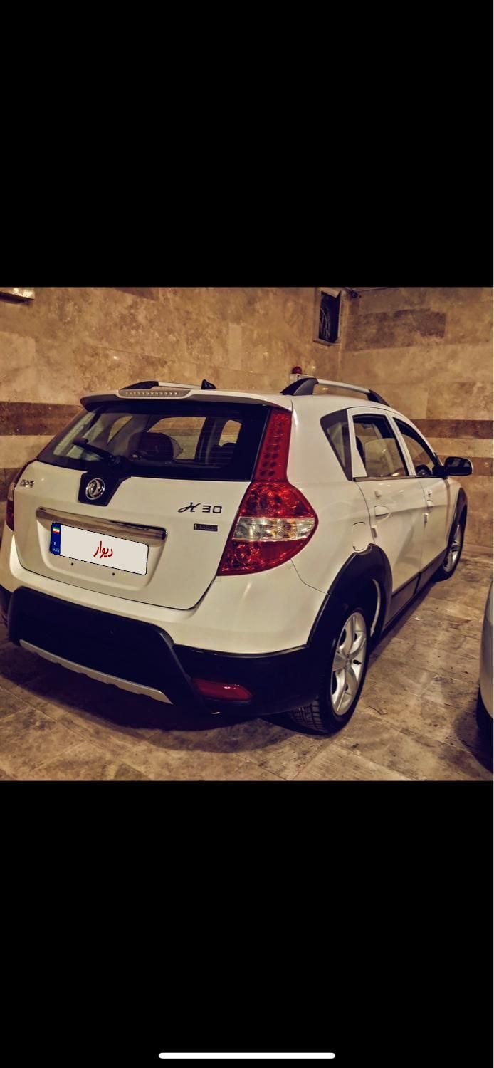 خودرو دانگ فنگ، H30 کراس آگهی ann_18600919