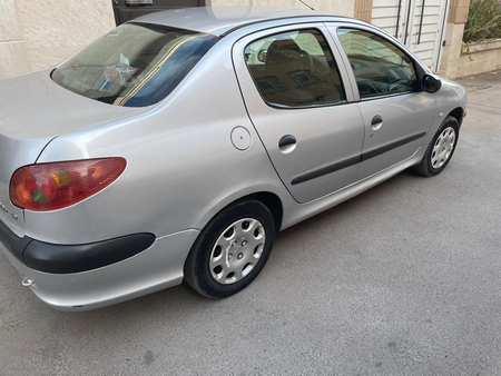 پژو ۲۰۶ صندوق دار v8 - 1392