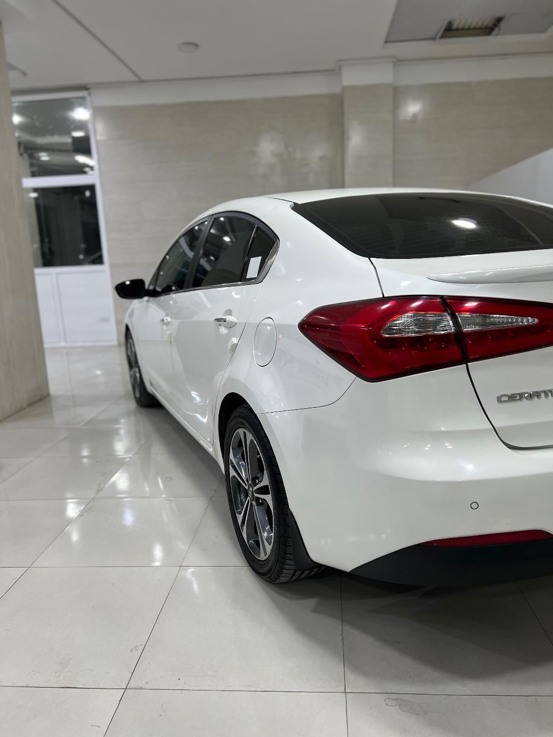 کیا سراتو 2.0 لیتر اتوماتیک GT لاین - 2016