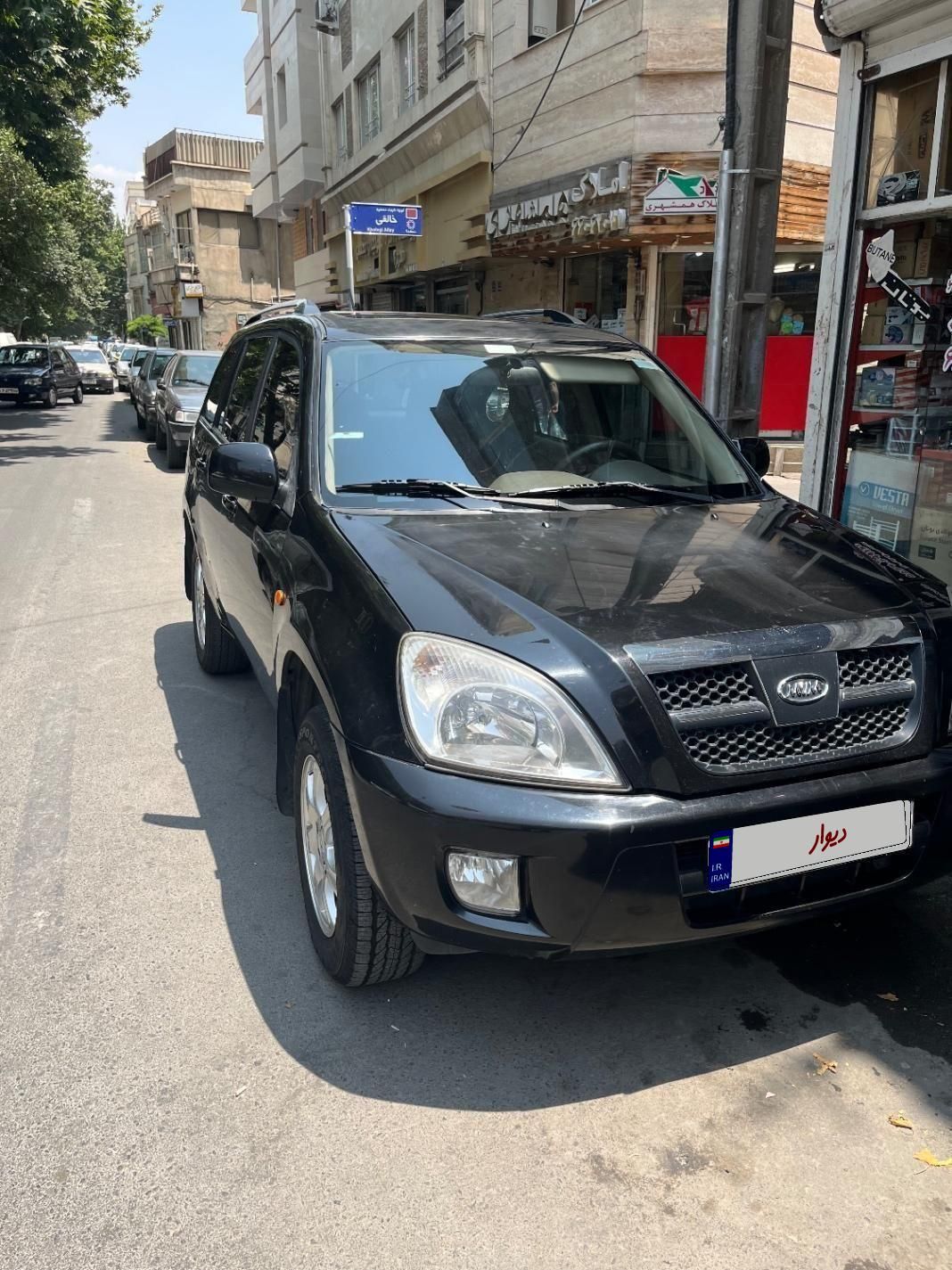 ام وی ام X33 دنده‌ای ساده - 2012