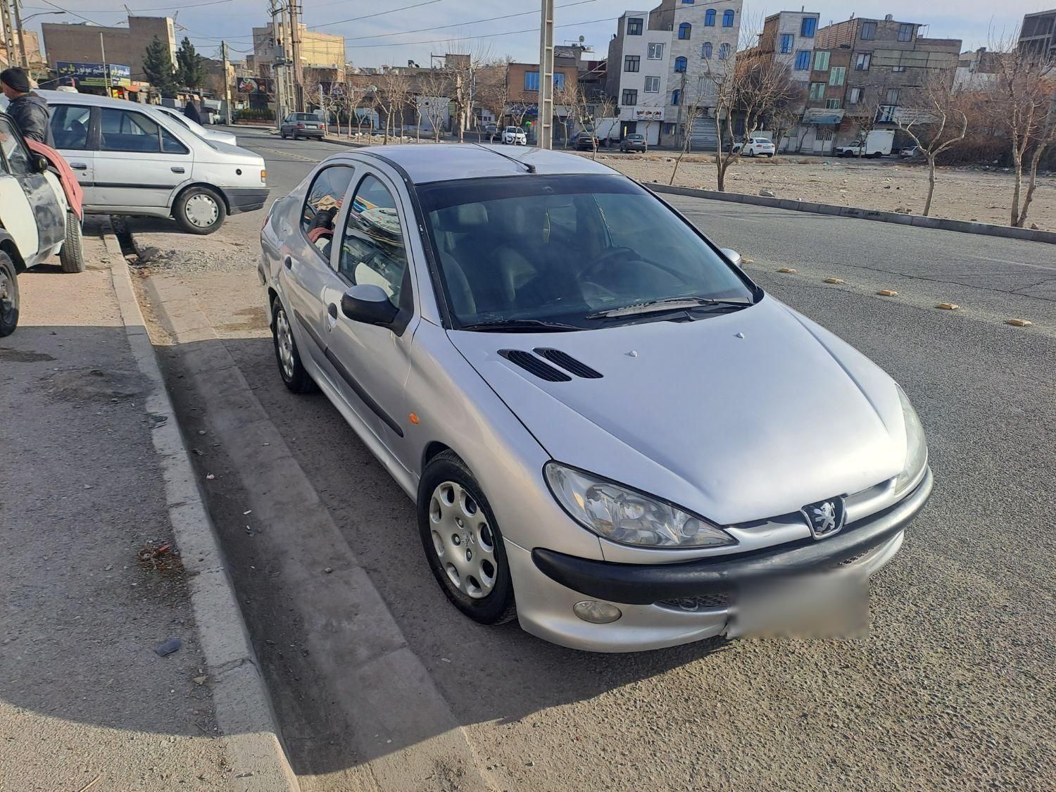 پژو ۲۰۶ صندوق دار v1 - 1386